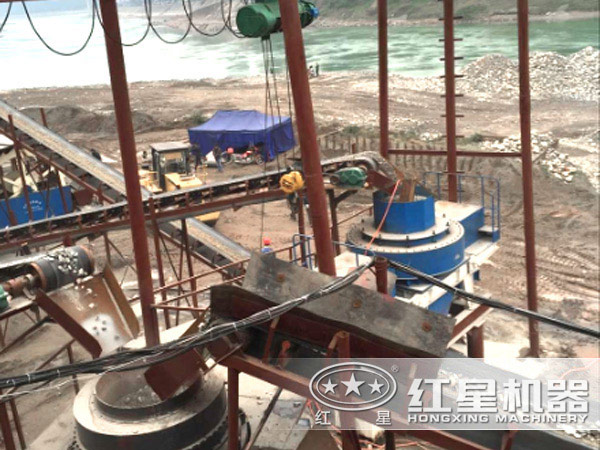 制砂生產(chǎn)線上的制砂機設(shè)備 制砂生產(chǎn)線上的制砂機設(shè)備