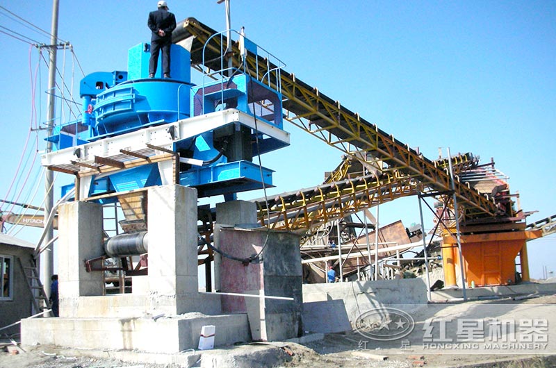 機制砂生產(chǎn)線上的制砂機設(shè)備 機制砂生產(chǎn)線上的制砂機設(shè)備