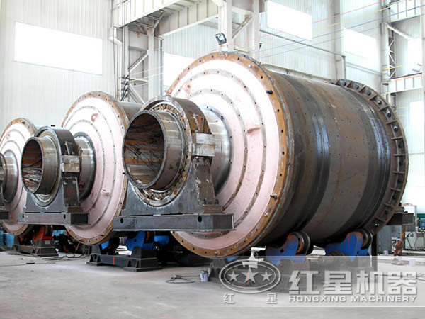 球磨機(jī)生產(chǎn)車間 球磨機(jī)生產(chǎn)車間