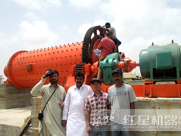 備受用戶喜愛的球磨機(jī) 備受用戶喜愛的球磨機(jī)