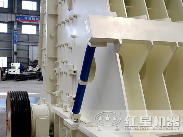 想要高產穩(wěn)產優(yōu)產——選擇反擊式破碎機，演繹一出破碎好戲