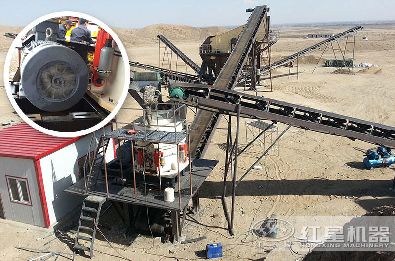 圓錐破碎機(jī)左側(cè)是控制機(jī)房 圓錐破碎機(jī)左側(cè)是控制機(jī)房