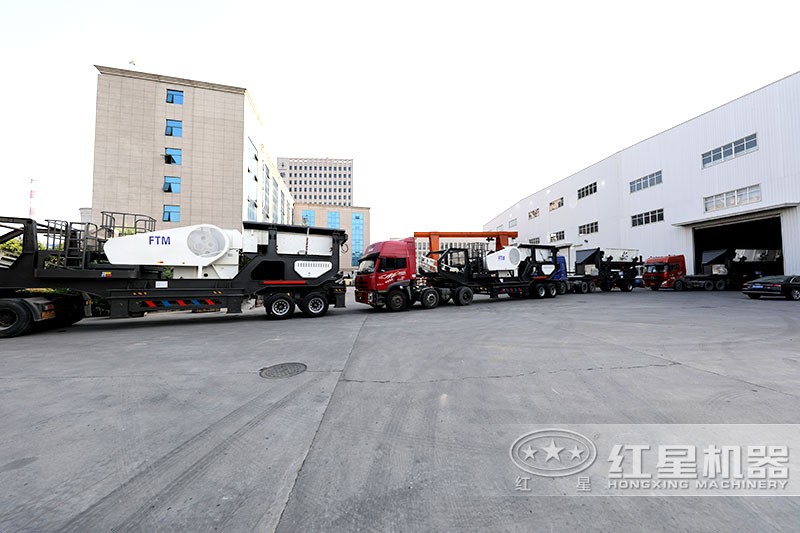 河南礦山機(jī)械廠家正在給客戶發(fā)貨建筑垃圾制沙機(jī)設(shè)備 河南礦山機(jī)械廠家正在給客戶發(fā)貨建筑垃圾制沙機(jī)設(shè)備