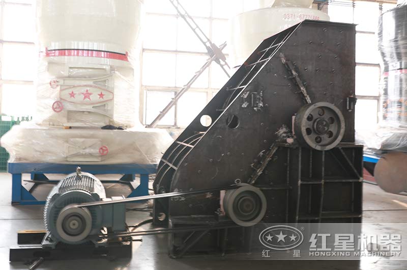 破碎赤泥可以用雙級破碎機(jī)嗎？有沒有時(shí)產(chǎn)35t的雙級破碎機(jī)