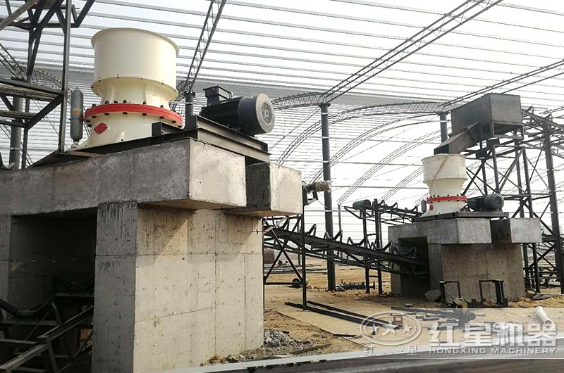 單缸圓錐破碎機(jī)這么火，有哪些生產(chǎn)特點(diǎn)？多少錢(qián)一臺(tái)