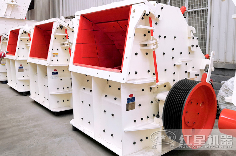 中碎粉碎機反擊式破碎機，粉碎軟料