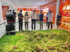 洛陽(yáng)市市委常委、宣傳部長(cháng)王飛蒞臨洛陽(yáng)正大調研