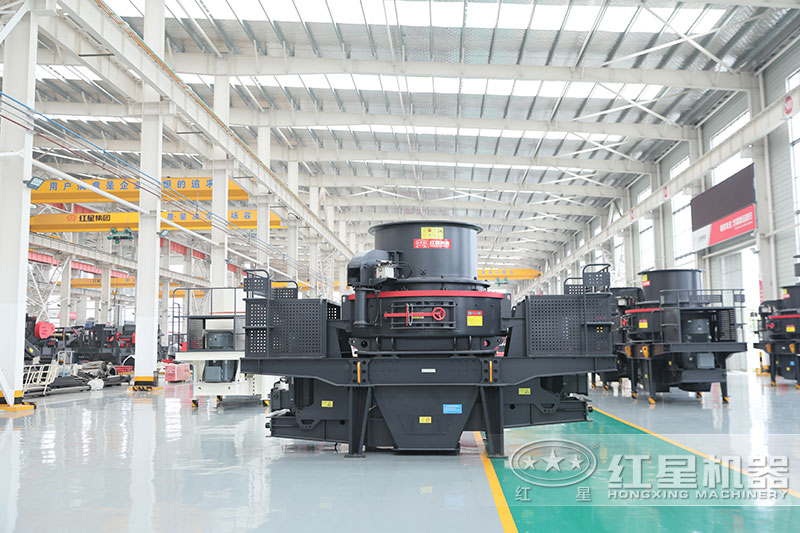 把石頭磨成沙子的磨砂機(jī)價(jià)格、產(chǎn)量是多少