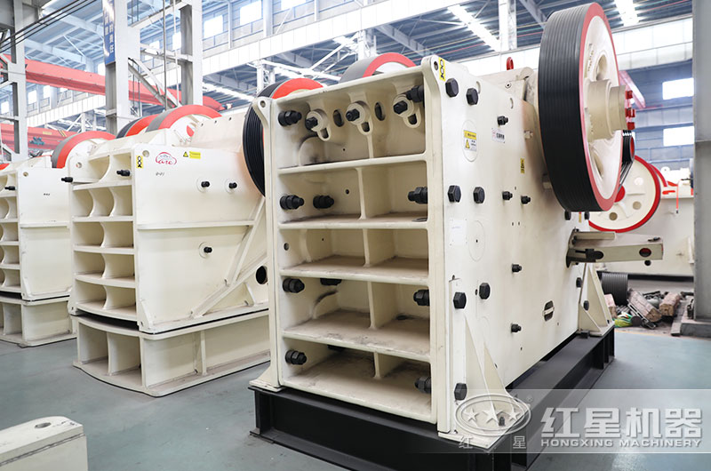 石塊粉碎機(jī)設(shè)備有哪些？圖片及價(jià)格