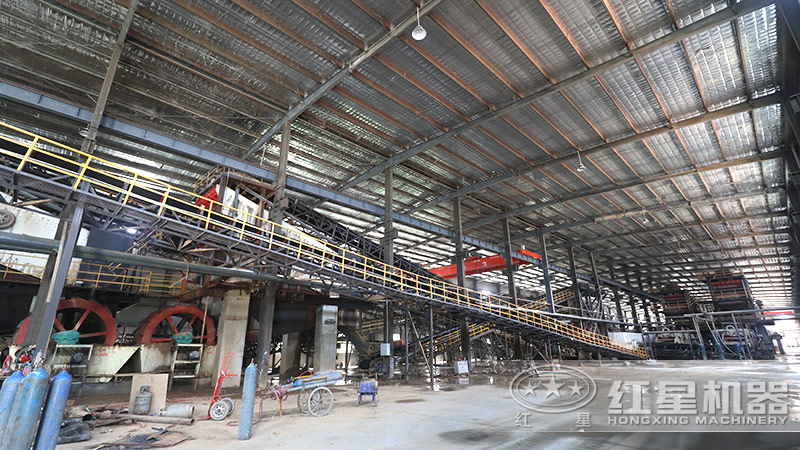 破碎洗沙設(shè)備生產(chǎn)現(xiàn)場 破碎洗沙設(shè)備生產(chǎn)現(xiàn)場